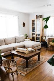 Midwest Home Tour A Warm Rustic Artists Bungalow Retro Den Vintage Furniture And Homewares Vintage Living Room Traditional Design Living Room Home Decor Styles