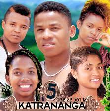 Ze te hijery film GASY RANORAY sy vazaha isan'karazany dia mandefasa  message aty hoe : "HIJERY"