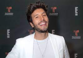 Apr 16, 2021 · sebastian yatra and myke towers first stream latin is a compilation of the best new latin songs, albums and videos recommended by the billboard latin editors. Detienen A Sebastian Yatra En Miami El Diario Ny