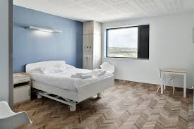 Elle regroupe les équipes médico chirurgicales des anciennes cliniques du parc et de st jean de languedoc. Ramsay Sante Photos Facebook