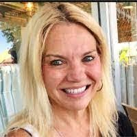 Courtney Uplinger's Instagram, Twitter & Facebook