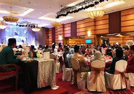 Tambahan pula, dewan sri iskandar boleh memuatkan 1,000 tetamu dalam satu masa. 17 Dewan Kahwin Kl Venue Perkahwinan Menarik Di Kuala Lumpur