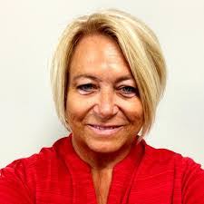 Adriana Deroche's Instagram, Twitter & Facebook