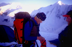 Harris was one of the guides for the adventure consultants1996 everest expedition, led by rob hall. Hero Of Everest Tragedy Was Climbing Prodigy