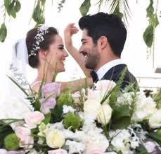 Maybe you would like to learn more about one of these? Rasit Bagzibagli Fahriye Evcen In Tartisilan Gelinligi Hakkinda Ilk Kez Konustu Magazin Haberleri Ntv