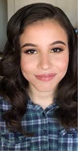 Sheila Fonseca's Instagram, Twitter & Facebook