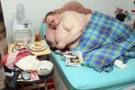 Mungkin memang benar karena asupan gizi makanan yang diterima berkecukupan. Pria Dengan Berat Badan 412 Kg Meninggal Dunia