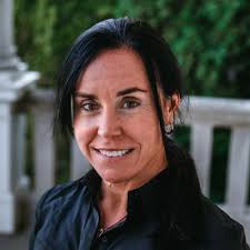 Cynthia Chasteen's Instagram, Twitter & Facebook