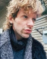 Violeta Salas's Instagram, Twitter & Facebook