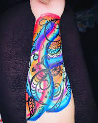 Colorful Arm Doodle And Line Work Practice Chasingrainbowsfacepainting Arm Doodles Rainbow Face Paint Rainbow Face