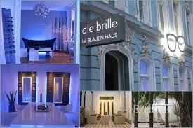 Das blaue haus hat ein vielfältiges programm von hausaufgabenbetreuung, freizeitaktionen usw. Unsere Standorte Zwei Herausragende Filialen Die Brille