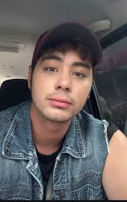 Tomas and face photo discussion in MATHON GLOBAL fans club