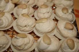 Mandel Makronen Weihnachtsplatzchen Rezept Rezept Makronen Platzchen Mit Eiweiss Makronen Rezept