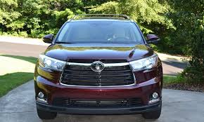 The 2015 toyota highlander comes in 11 configurations costing $29,765 to $44,140. What Can You Expect From 2015 Toyota Highlander The Safest Crossover In Its Class Torque News