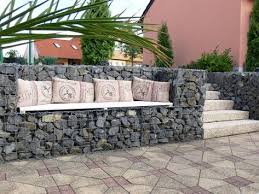 Gartenmauer Hangbefestigung Google Suche In 2020 Garten Gartengestaltung Hanglage Sitzecken Garten