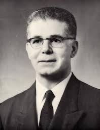 Cartel con retrato de Joaquín Balaguer