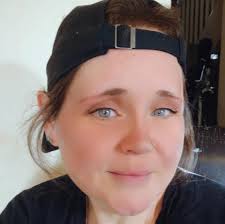 🌟HOW TO CONTACT US🌟 To help with the management of the Larder we would  like to ask that any communication you would like to have. Please may it go  through are email