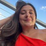 Cleo Squires's Instagram, Twitter & Facebook