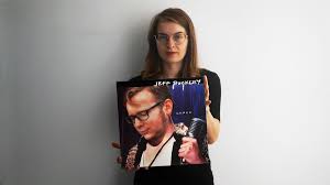 Our indoor seating is socially distanced to make all of our diners feel confident in visiting our restaurant. Jeff Buckley Grace Das Grosse Ganze Fluxfm Die Alternative Im Radio