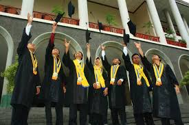 Hasil gambar untuk nilai ekonomi pendidikan tinggi