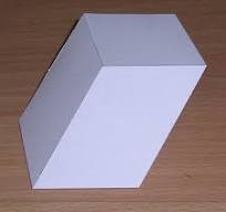 Prisma rômbico oblíquo de papel (Paralelepípedo)