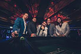 Glenn frey, don henley, don felder, joe walsh, and timothy b. Rock Hard Hinder Coverversion Des Eagles Songs Life In The Fast Lane Veroffentlicht