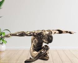 Figure of a nude man. 136 x 42 x 43 cm. - Decorar con Arte