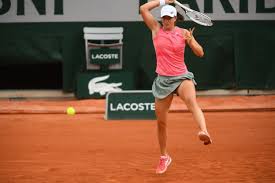 She is the youngest women's singles champion at the tournament of french open since monica seles in 1992. K6ydivoltzyzkm