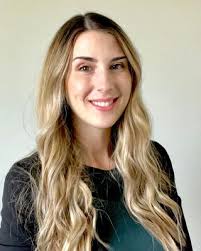 Erika Cain's Instagram, Twitter & Facebook