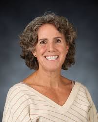 Discover Montessori School offering Toddler, Primary, Elementary and Middle  School Programs