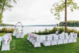 Für eure hochzeit an einem see in berlin oder für eure hochzeit an einem see in brandenburg habe ich hier einger der schönsten hochzeitslocations am wasser zusamnegetragen. Wedding Ceremony On Lake Side Freie Trauung Am See Hochzeitslocation Foto Www Ka Foto De Hochzeitslocation Hochzeitsplanung Trauung