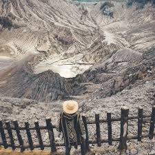Check spelling or type a new query. Berwisata Ke Gunung Tangkuban Parahu Pas Dikunjungi Bersama Keluarga Okezone Travel