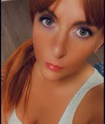 Kimberly Burnell's Instagram, Twitter & Facebook