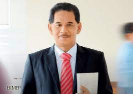 Pengarah urusannya, datuk seri zukri samat berkata, pihaknya akan memberi lebih tumpuan kepada perbankan konsumer seperti pembiayaan peribadi, pinjaman perumahan, pinjaman kenderaan dan kad kredit kerana banyak menyumbang kepada keuntungan syarikat sejak beberapa tahun lalu. Bimb Says It Has Full Confidence In Zukri The Edge Markets