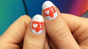 Unghiile cu gel au crescut foarte mult in ochii doamnelor si domnisoarelor, insa, ce nu stim este ca in spatele unor unghii frumoase cu gel se afla uneori in cele ce urmeaza vom vorbi despre acele modele ce pot fi facute cu usurinta acasa, fara a fi nevoie sa scoatem din buzunar o suma mai mult. Cele Mai Frumoase Modele De Unghii De Pe Instagram
