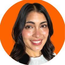 Melissa Hartnett's Instagram, Twitter & Facebook