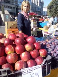 Vand suc de mere productie proprie. La Fabricile De Suc Se Å£ine Randul Ca La MoarÄƒ Ziarul Argesul EdiÅ£ia Online