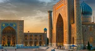 نقلا عن مصدر بالقصر الرئاسي في أفغانستان بوصول ثمانية أو تسعة ممثلين عن طالبان من قطر وموجودون حاليا داخل القصر بينهم شقيق نائب زعيم الحركة. Ø¯Ù„ÙŠÙ„ Ø§Ù„Ø³ÙØ± Ø¥Ù„Ù‰ Ø§ÙˆØ²Ø¨Ø§ÙƒØ³ØªØ§Ù† Ø³ÙŠØ§Ø­Ø© Ø£Ù‡Ù… Ø§Ù„Ù…Ø¹Ù„ÙˆÙ…Ø§Øª Ø£Ø¨Ø±Ø² Ø§Ù„ÙˆØ¬Ù‡Ø§Øª Ø§Ù„Ø³ÙŠØ§Ø­ÙŠØ© Ù…Ø§ÙŠ Ø¨ÙŠÙˆØª