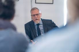 Bildergebnis für Sergei Shekhovtsov