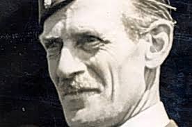 Plinth 'should honour hero who led Battle of Britain'