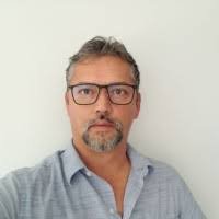 20+ perfiles de «Erick Echeverria»