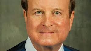 Former judge Mark Painter joins Downtown law firm