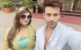 Pearl v puri with anita hassanandani.(photo credit: Esl8izjbfw1ptm