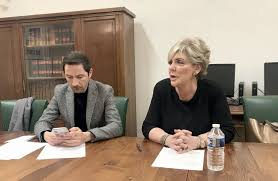 En raison de la crise sanitaire, la traditionnelle cérémonie des voeux qui nous rassemble chaque année à cette époque n'a pu être organisée. Ardeche 15 100 Masques Distribues Des Lundi