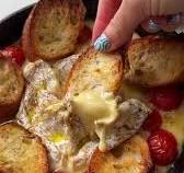 Queso camembert, de locos🤩 Anoche nos lo pasamos de vicio ...