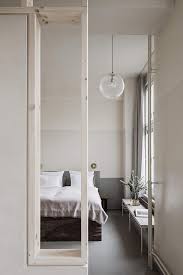 Aucun rapport avec le chanteur, ce n'est pas un paradis blanc, mais une chambre : Michelberger Hotel Berlin Germany Wallpaper