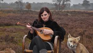 Biasanya, dikenal dengan ciri khasnya. Alat Musik Melodis Apa Saja Yang Pernah Kamu Mainkan Cari Tahu Jenis Alat Musik Melodis Yuk Semua Halaman Bobo