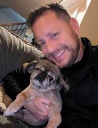 Wondering whatever happened to Hi-Fi Kenny? I don't remember ever seeing an  obituary.