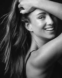 Isidora Ureta (Tita) added a new...