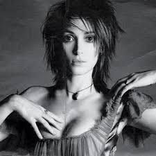 Victor Bloom's Instagram, Twitter & Facebook